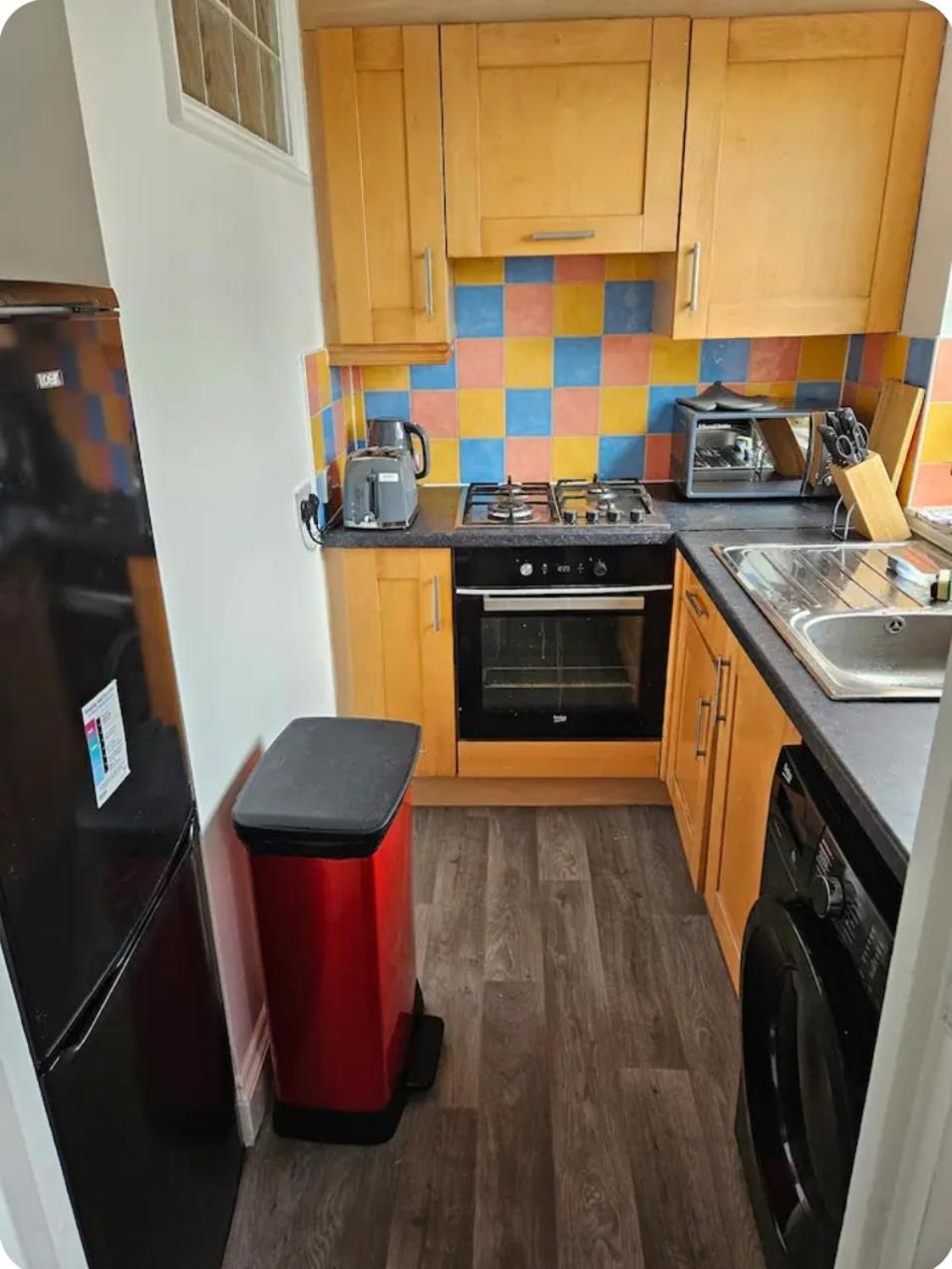 Appartamento New Flat Next The Tube And Connections To The Centre Londra Esterno foto